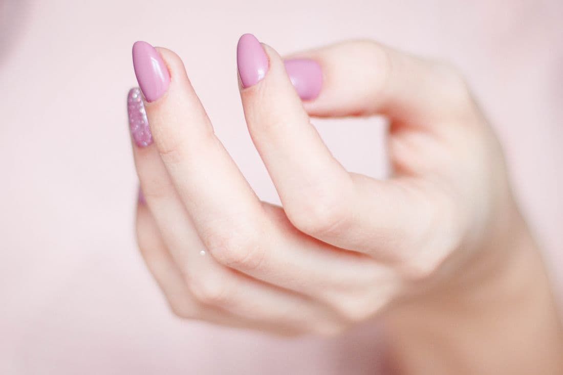 Bella Nails 3